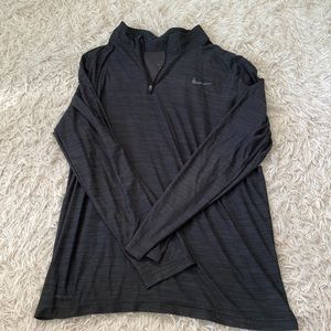 Mens large Nike dry fit 3/4 zip longe sleeve